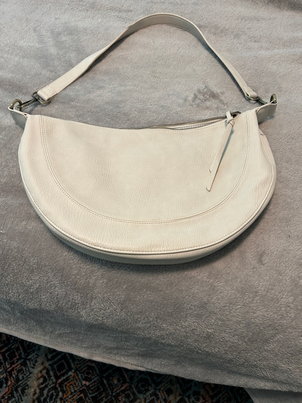 Women's White Leather Crescent Shoulder Bag